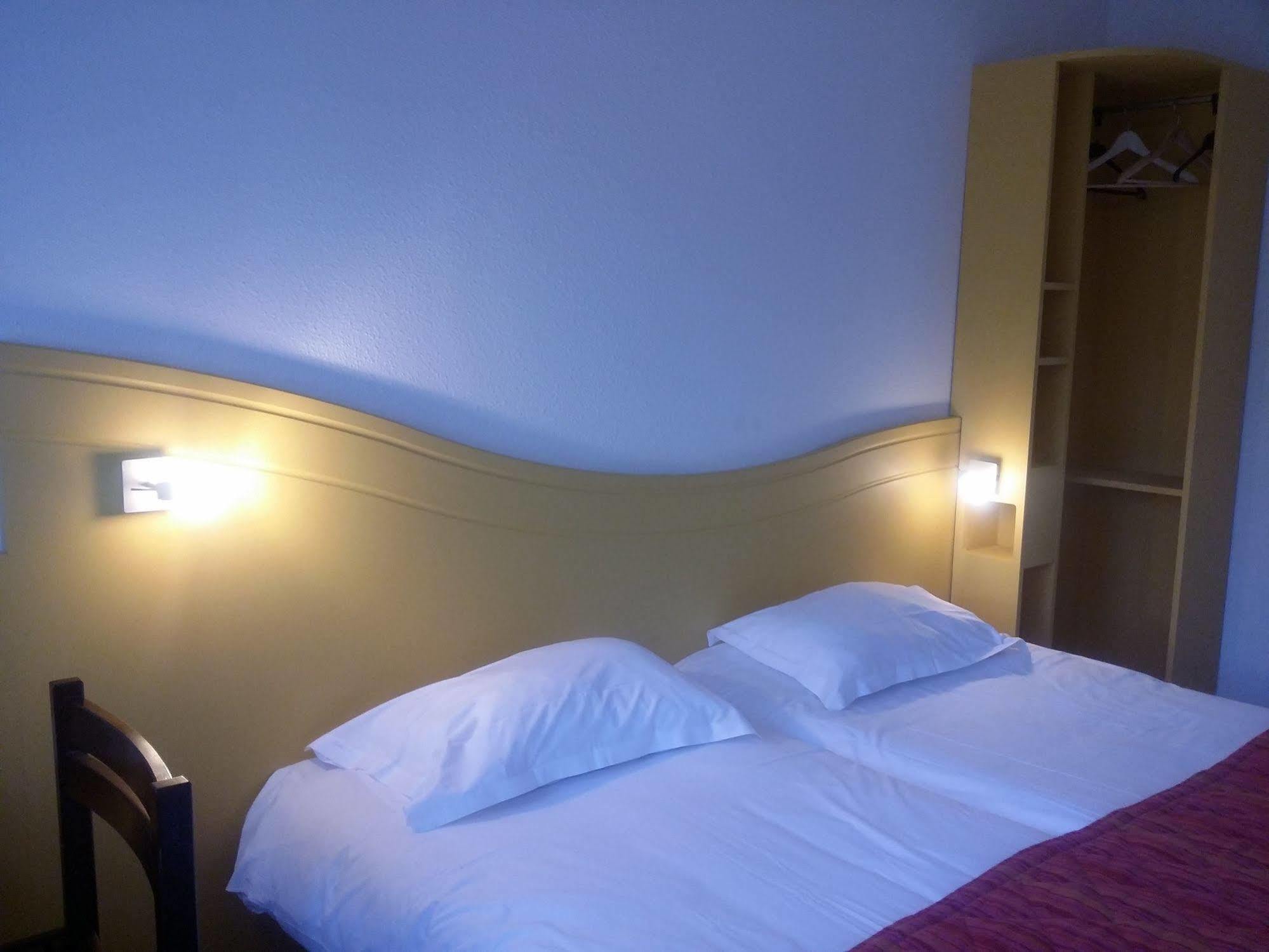 Hotel Lemand Lyon Est - Вільфонтен Екстер'єр фото